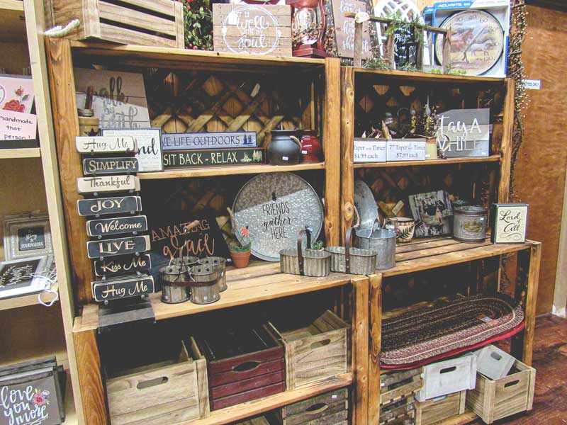 Random assortment of crafts and gifts slideshow